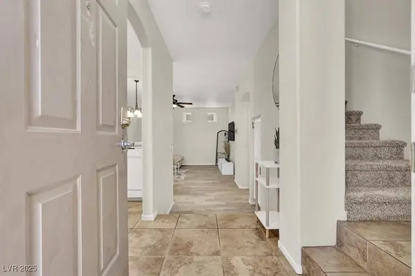 10324 Lettuce Leaf ST, Las Vegas, NV 89183