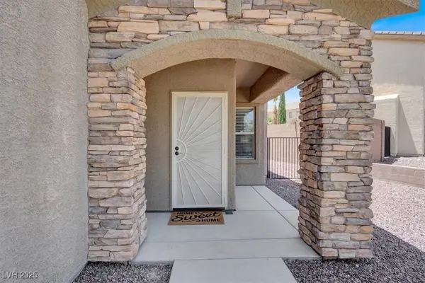 6869 Desert Thrasher DR, North Las Vegas, NV 89084