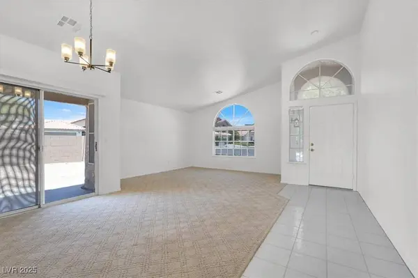 1613 Glenrosa DR, North Las Vegas, NV 89031