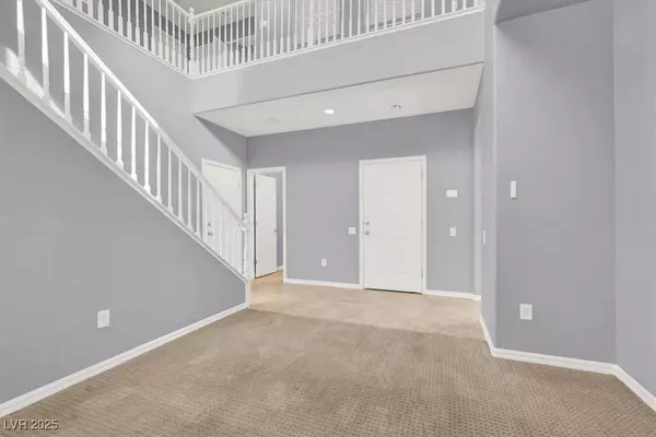 6842 Babbler ST, North Las Vegas, NV 89084