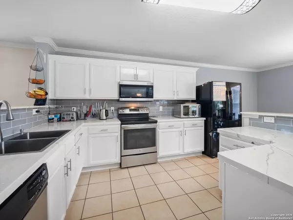 10006 Moongrove, San Antonio, TX 78239