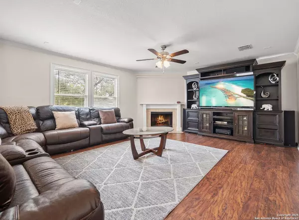 10006 Moongrove, San Antonio, TX 78239