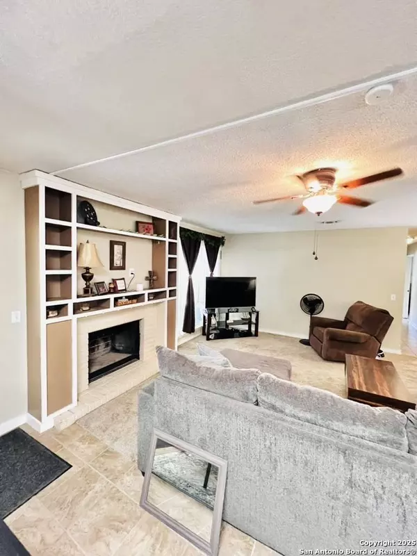 12731 Popes Creek, San Antonio, TX 78233