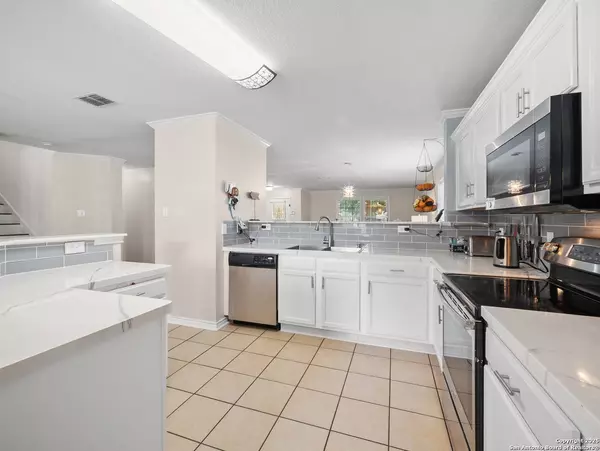 10006 Moongrove, San Antonio, TX 78239