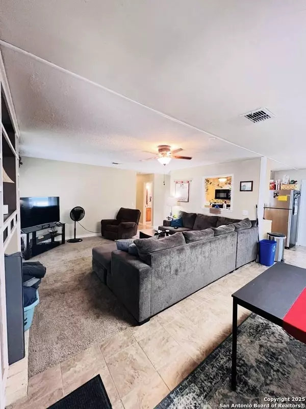 12731 Popes Creek, San Antonio, TX 78233