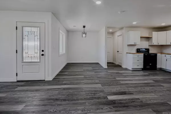 305 N Reine Street, Mena, AR 71953