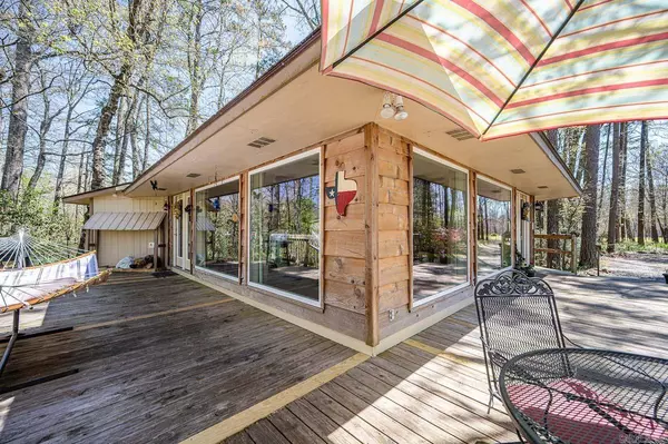 300 Polk Road 195, Mena, AR 71953