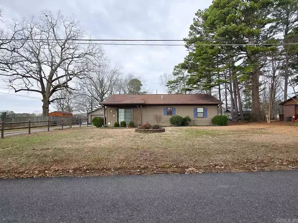 110 N Adams St, Mena, AR 71953