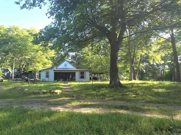 430 Polk Road 30, Hatfield, AR 71945