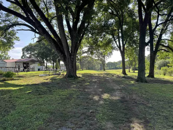 7498 US HWY 71 S, Wickes, AR 71973