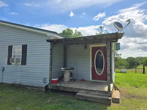 3595 Polk Road 54, Mena, AR 71953