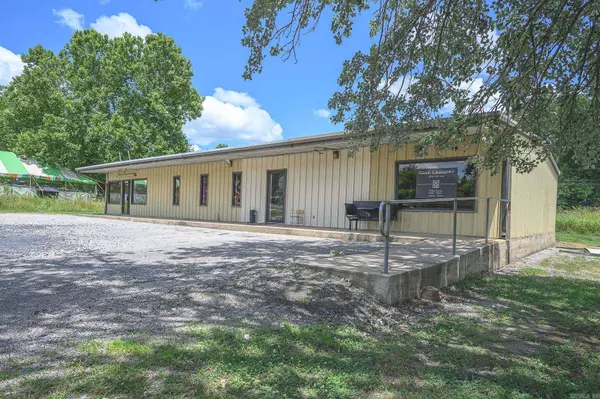 5569 Highway 71 South, Cove, AR 71937