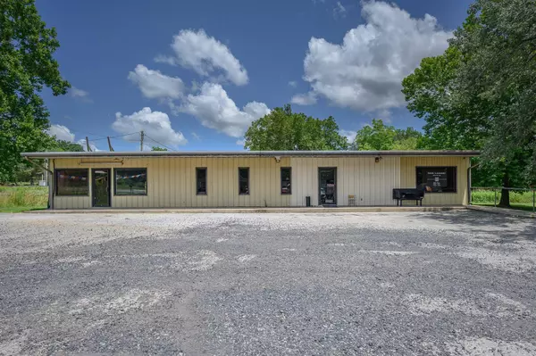 5569 Highway 71 South, Cove, AR 71937