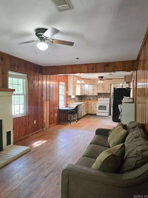 130 Polk Road 30, Hatfield, AR 71945