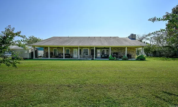 1309 Church Ave, Mena, AR 71953