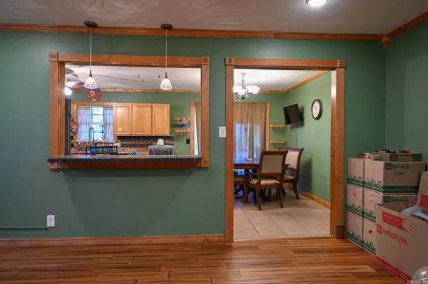 122 Polk Road 286, Hatfield, AR 71945