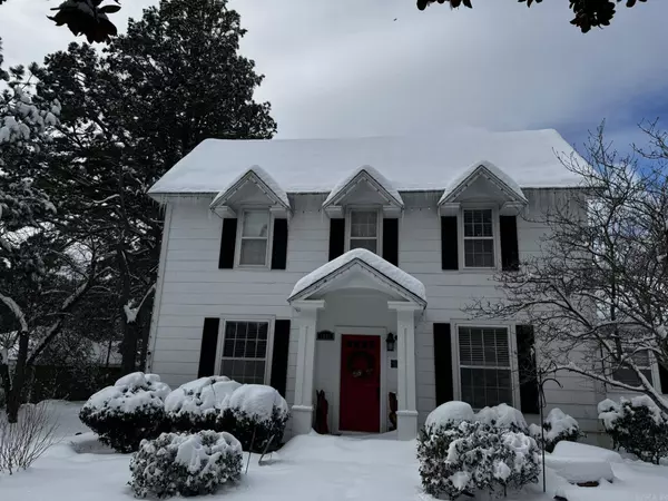 1201 S Reine Street, Mena, AR 71953