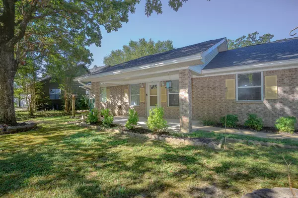 1607 Faye Street, Mena, AR 71953