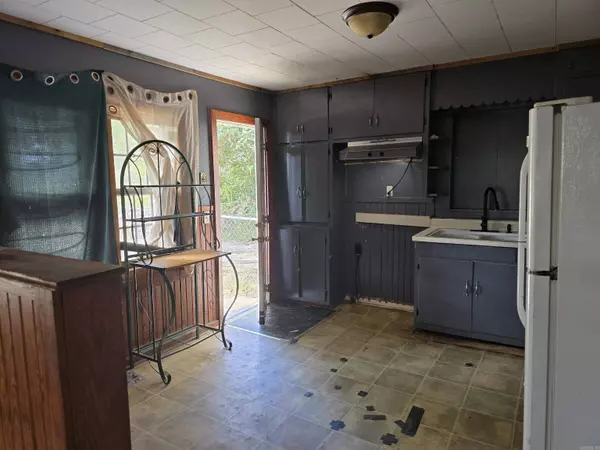 130 W Johnson, Hatfield, AR 71953