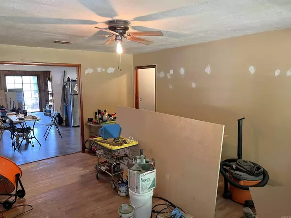 471 Polk Road 50, Mena, AR 71953