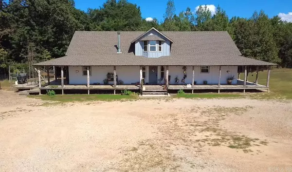 6083 Highway 71 S, Cove, AR 71937