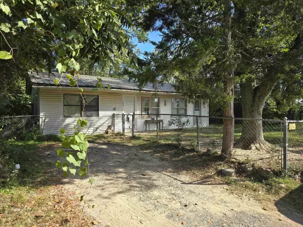 130 W Johnson, Hatfield, AR 71953