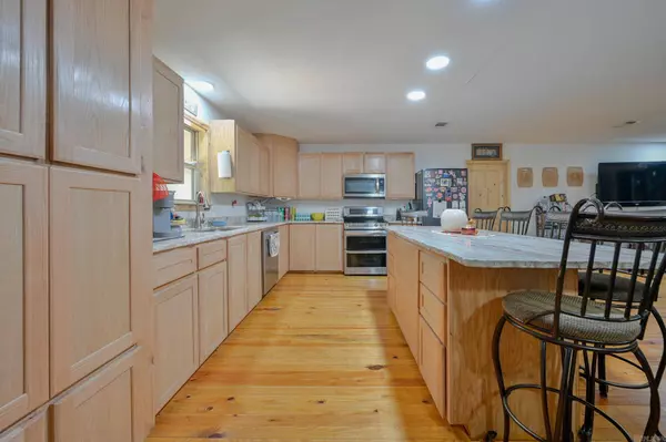 6083 Highway 71 S, Cove, AR 71937