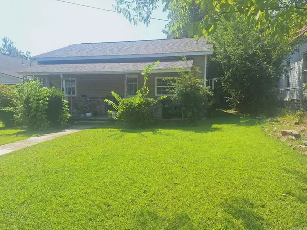 709 Ninth Street, Mena, AR 71953