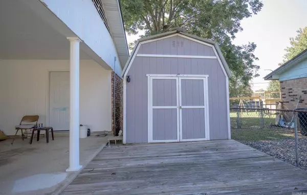 315 Blake Drive, Mena, AR 71953-0000