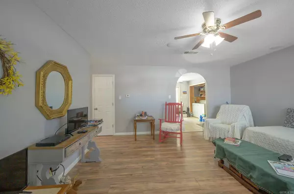 315 Blake Drive, Mena, AR 71953-0000