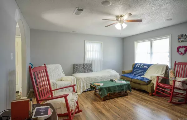 315 Blake Drive, Mena, AR 71953-0000