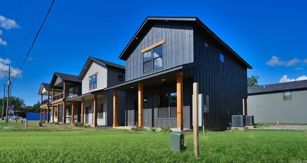 918 Reine Street, Mena, AR 71953