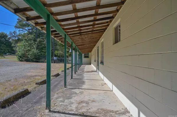 2915 Hwy 88 E, Mena, AR 71953