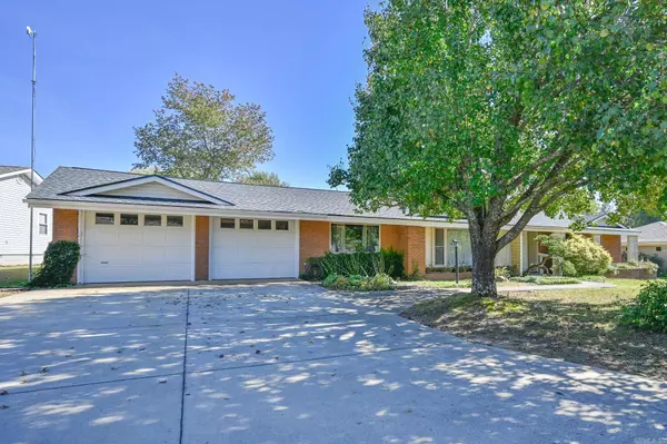 1204 Texas Street, Mena, AR 71953-0000