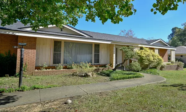 1204 Texas Street, Mena, AR 71953-0000