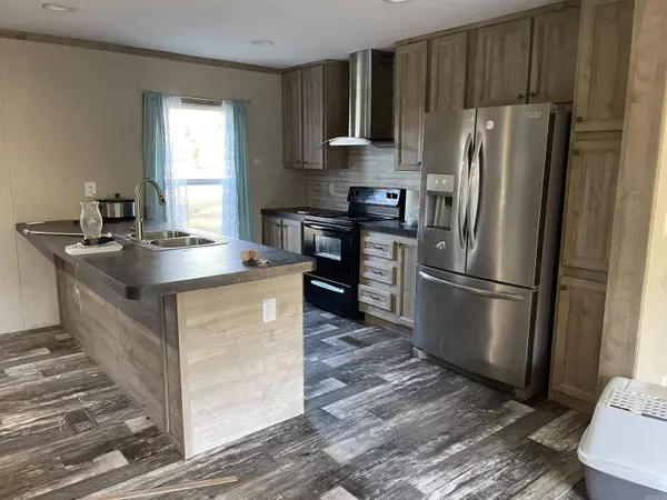 826 Polk Road 23, Cove, AR 71937