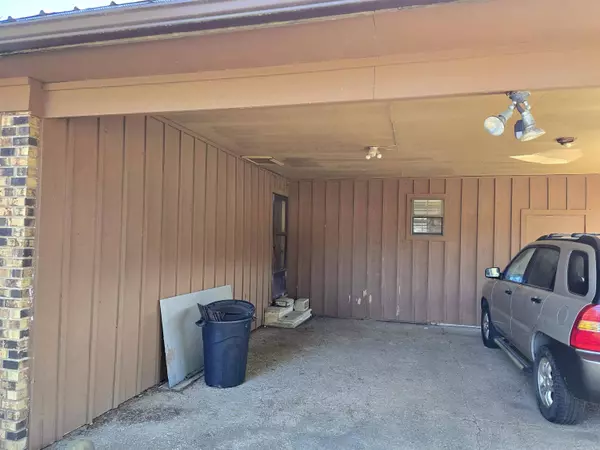 473 Newborn St, Waldron, AR 72958