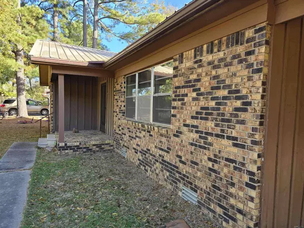 473 Newborn St, Waldron, AR 72958