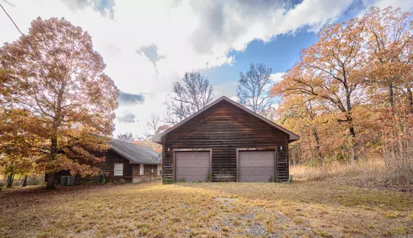 211 Simolin Lane, Mena, AR 71953