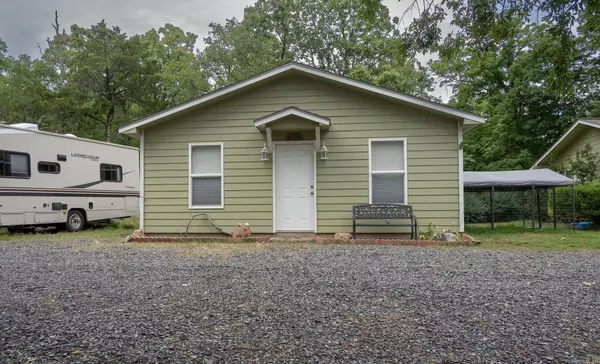4166 8 West Highway, Mena, AR 71953-0000