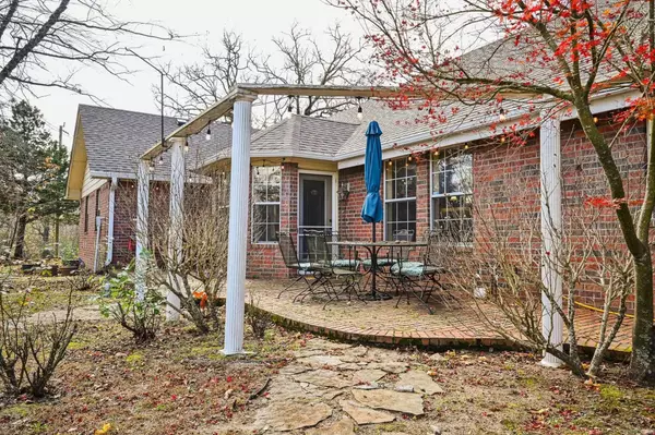 144 Polk Road 39, Mena, AR 71953