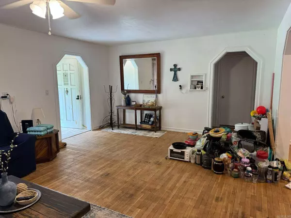 158 Polk Road 8, Wickes, AR 71973