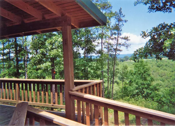 319 Salmon Lane, Watson, OK 74963