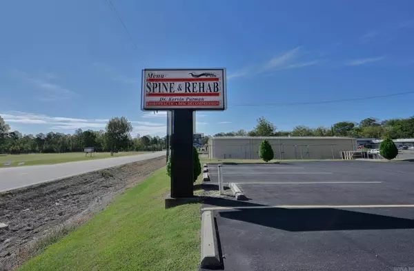 701 S Morrow Street, Mena, AR 71953