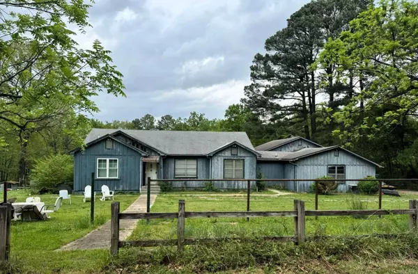 158 Polk Road 8, Wickes, AR 71973