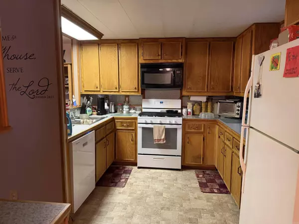 516 Polk Road 40, Hatfield, AR 71945