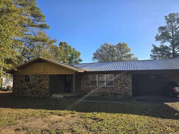 473 Newborn St, Waldron, AR 72958