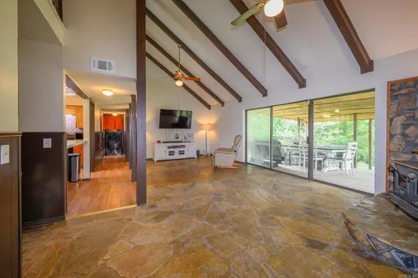 138 Sunrise Lane, Cove, AR 71937