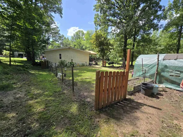 13080 Trails End Road, Waldron, AR 72958