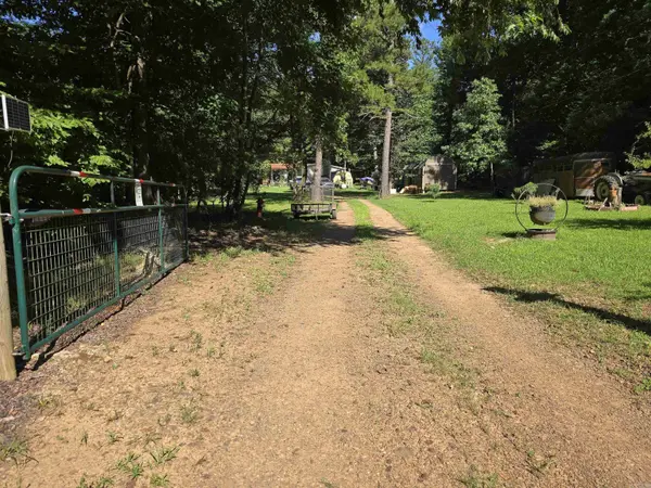 13080 Trails End Road, Waldron, AR 72958